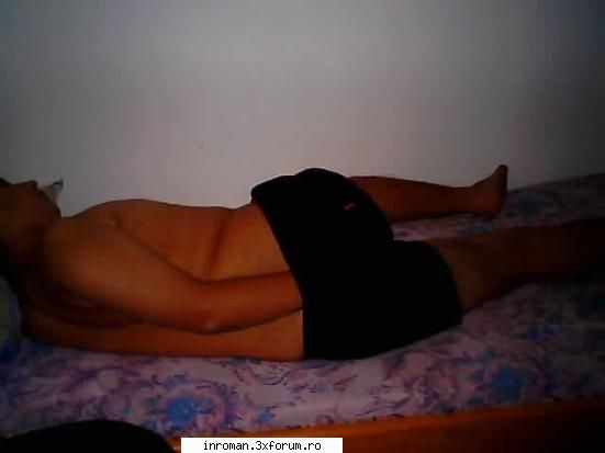 cel mai tare banc cu porci ....grasi stiu de ce !!! !!!